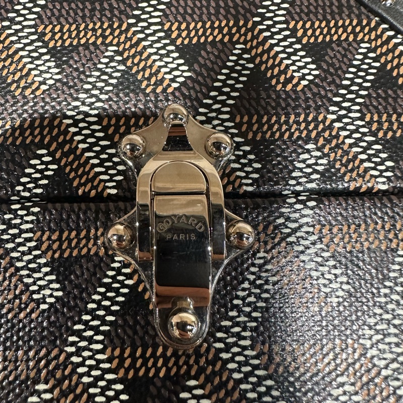 戈雅GOYARD Dé 老花满印锁扣开合 帆布拼皮 手腕包-9