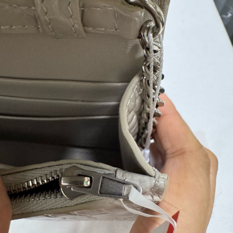 巴黎世家Balenciaga淺灰色牛皮鰐壓紋Hourglass沙漏WOC單肩包百搭色-9