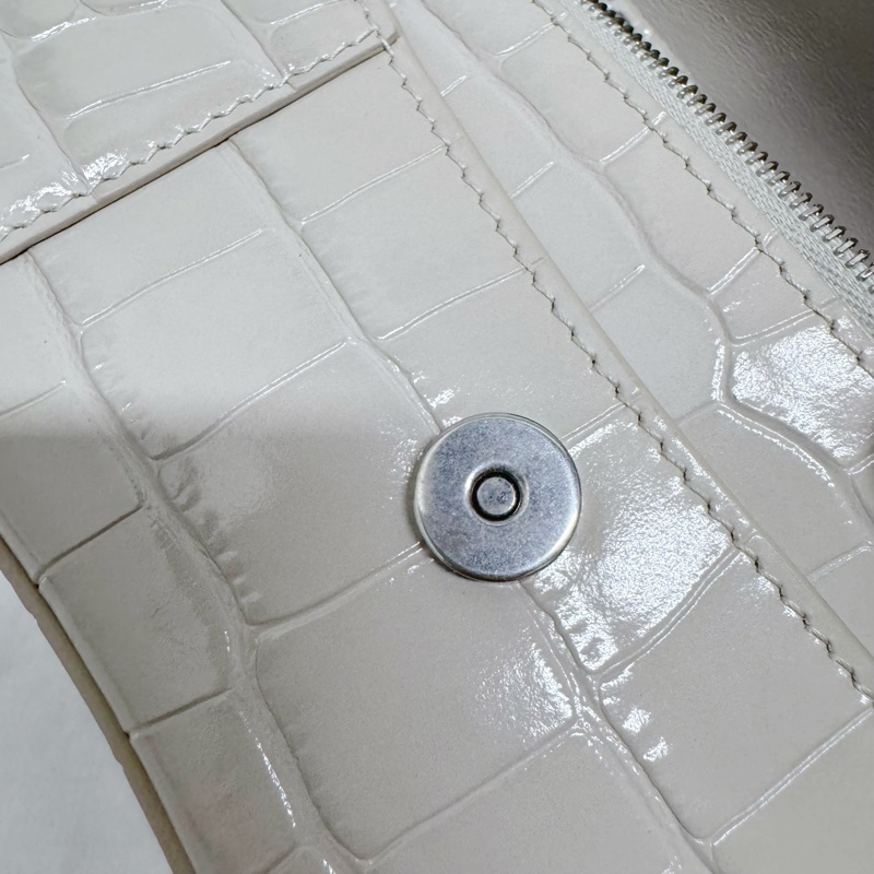 巴黎世家Balenciaga淺灰色牛皮鰐壓紋Hourglass沙漏WOC單肩包百搭色-11