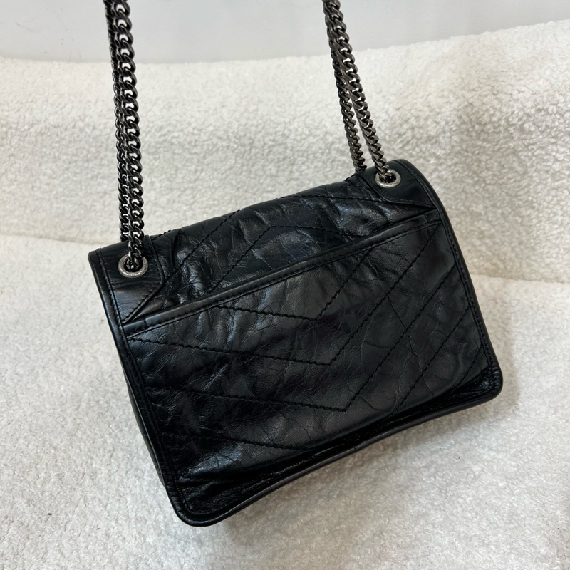 Ysl niki baby黑銀小號 D扣鏈條包 尺寸約21*16*7.5 附件防塵袋-3