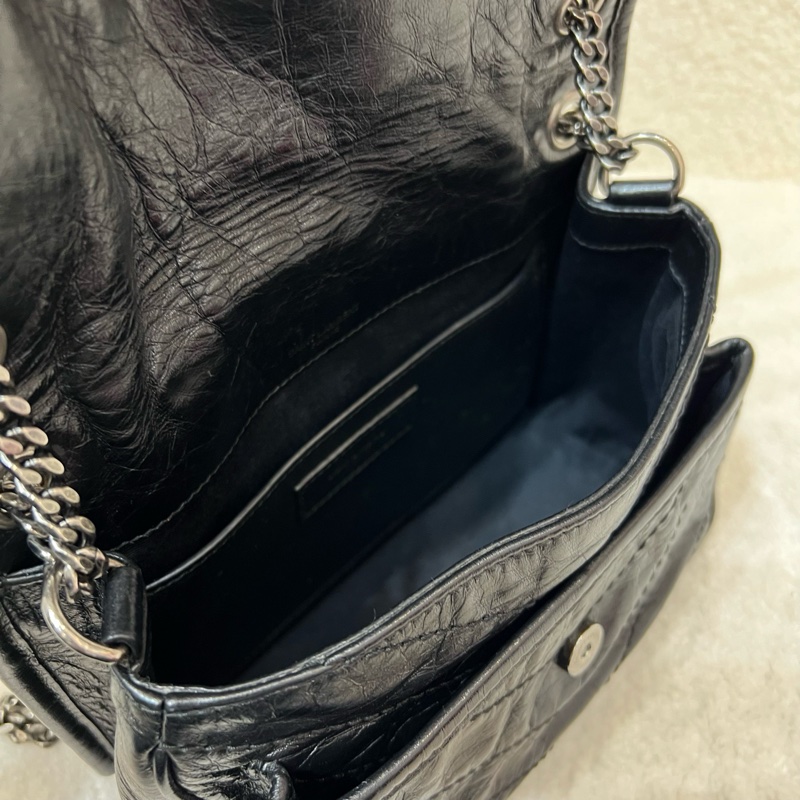 Ysl niki baby黑銀小號 D扣鏈條包 尺寸約21*16*7.5 附件防塵袋-7