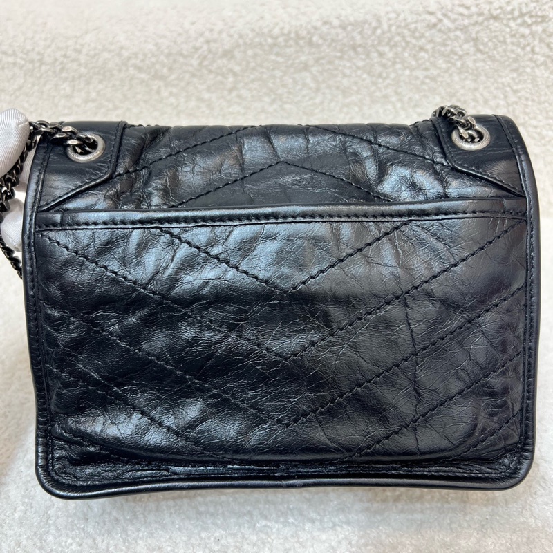 Ysl niki baby黑銀小號 D扣鏈條包 尺寸約21*16*7.5 附件防塵袋-10