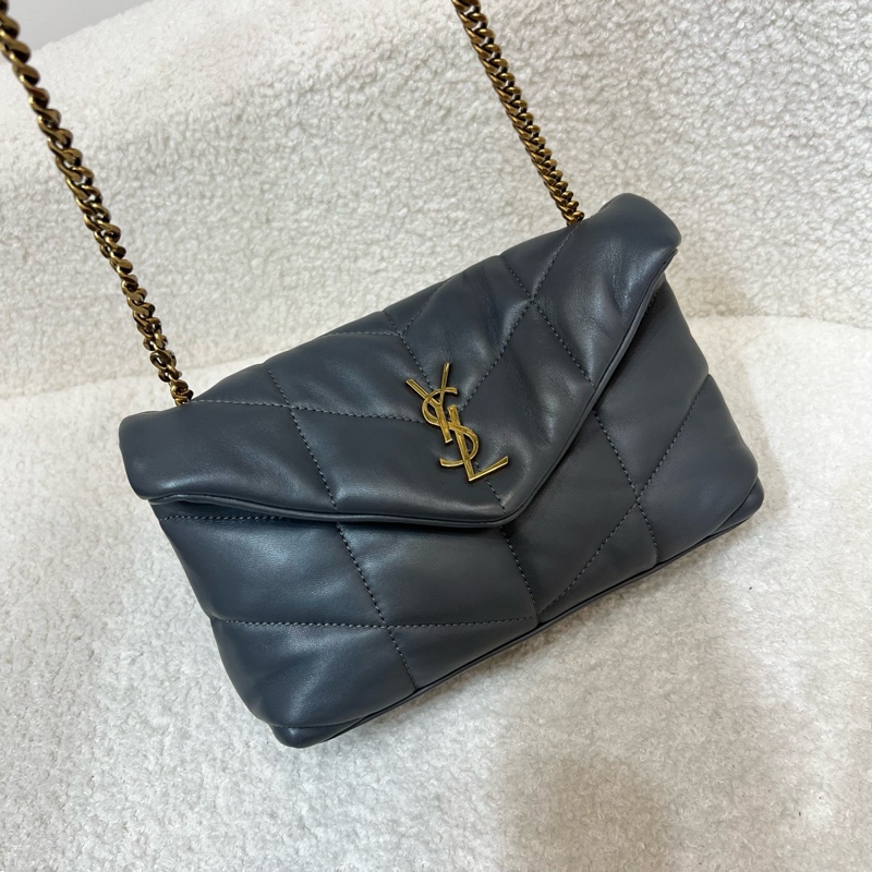 YSL UFFER TOY灰金羊皮革 迷你mini雲朵包手袋鏈條包22年 塵袋 尺寸約22.5*16*8。-4