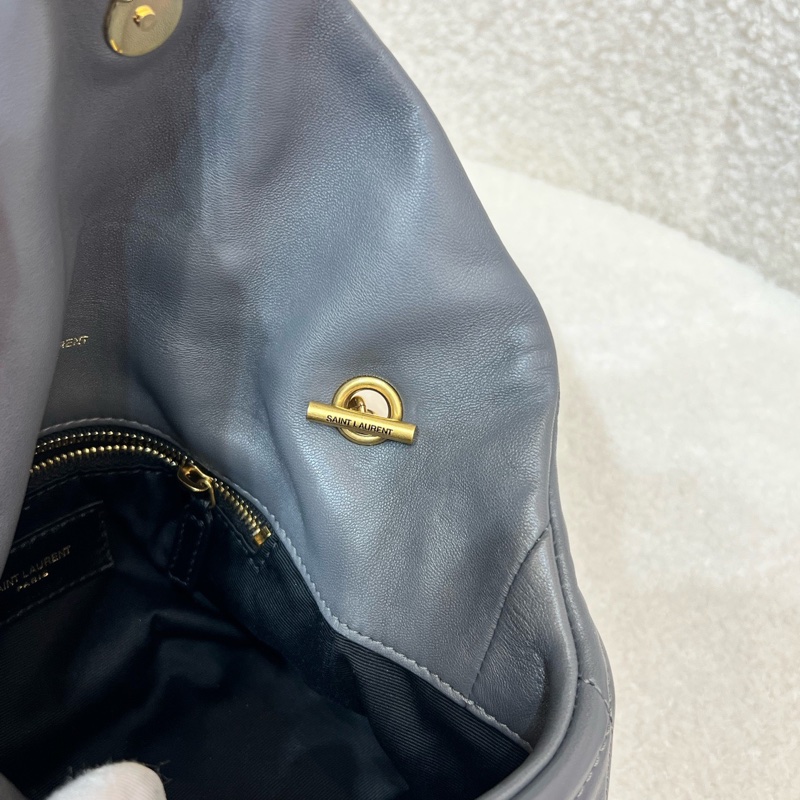 YSL UFFER TOY灰金羊皮革 迷你mini雲朵包手袋鏈條包22年 塵袋 尺寸約22.5*16*8。-22