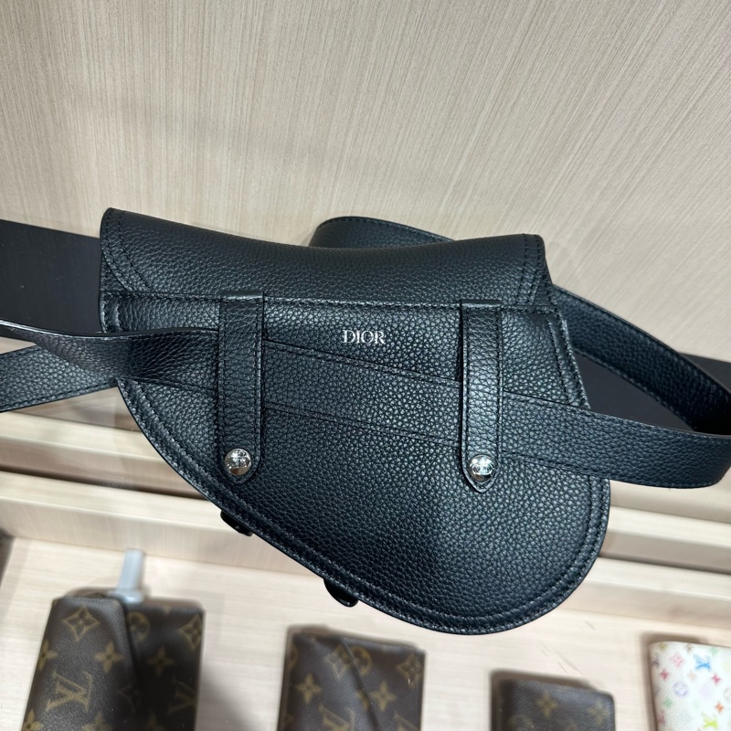 Dior 粒面牛皮革 马鞍腰包 男款 黑色-6