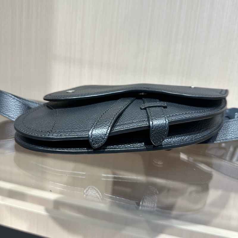 Dior 粒面牛皮革 马鞍腰包 男款 黑色-7