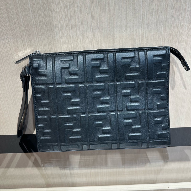 FENDI芬迪 双FLogo压印纯色 纳帕皮革 手拿包-6