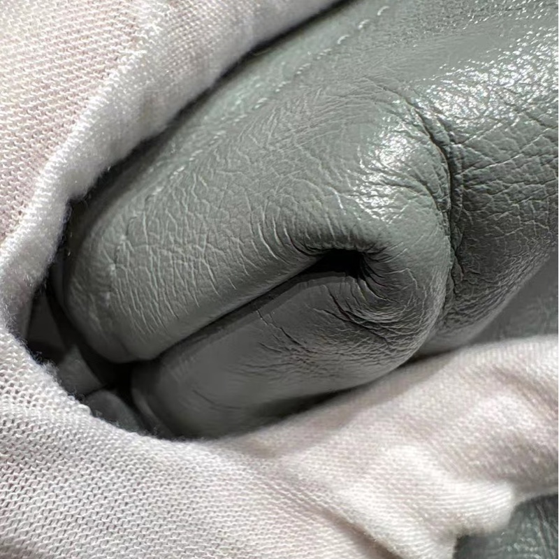 Chanel 22bag 中號 灰金色-7