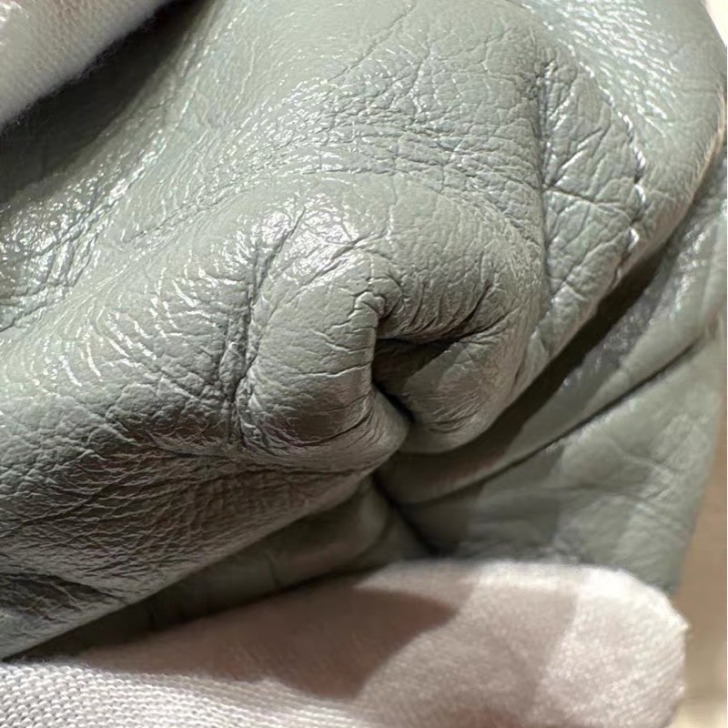 Chanel 22bag 中號 灰金色-8