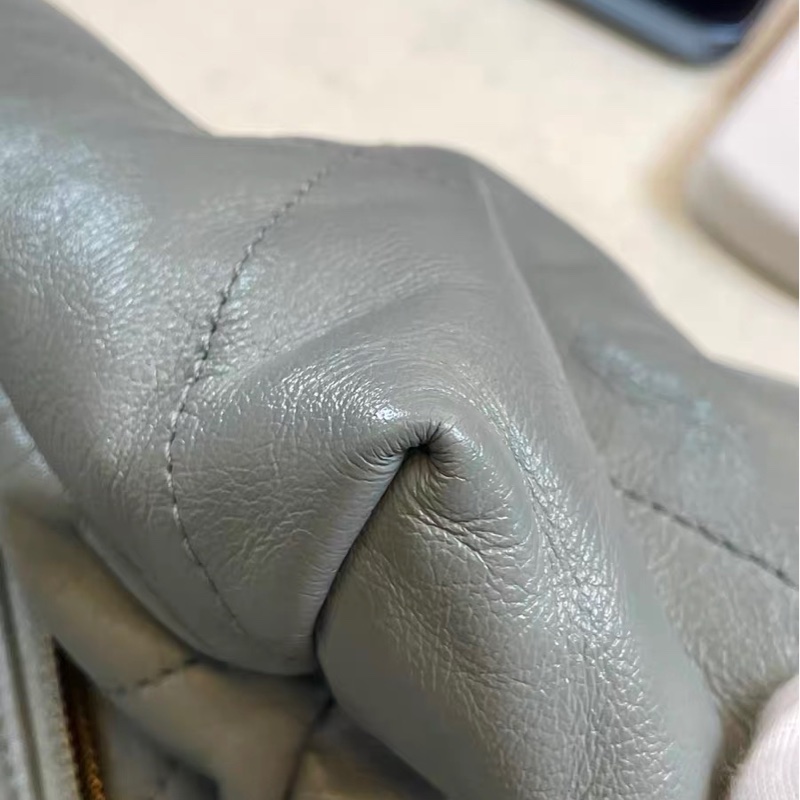 Chanel 22bag 中號 灰金色-28