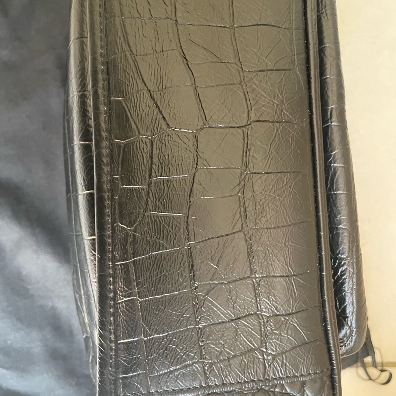 SAINT LAURENT(聖羅蘭) Niki 中號 28 鱷魚壓紋 黑色-8