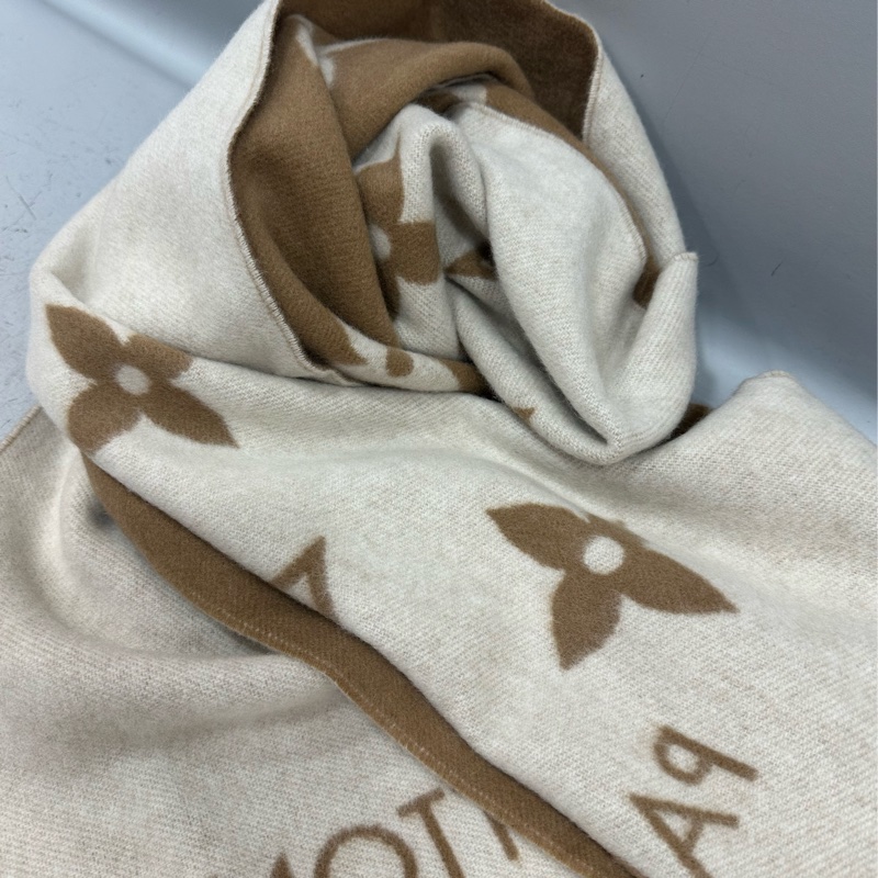 LV M76067 奶茶色拼米白色雙面羊毛圍巾 170x45-4