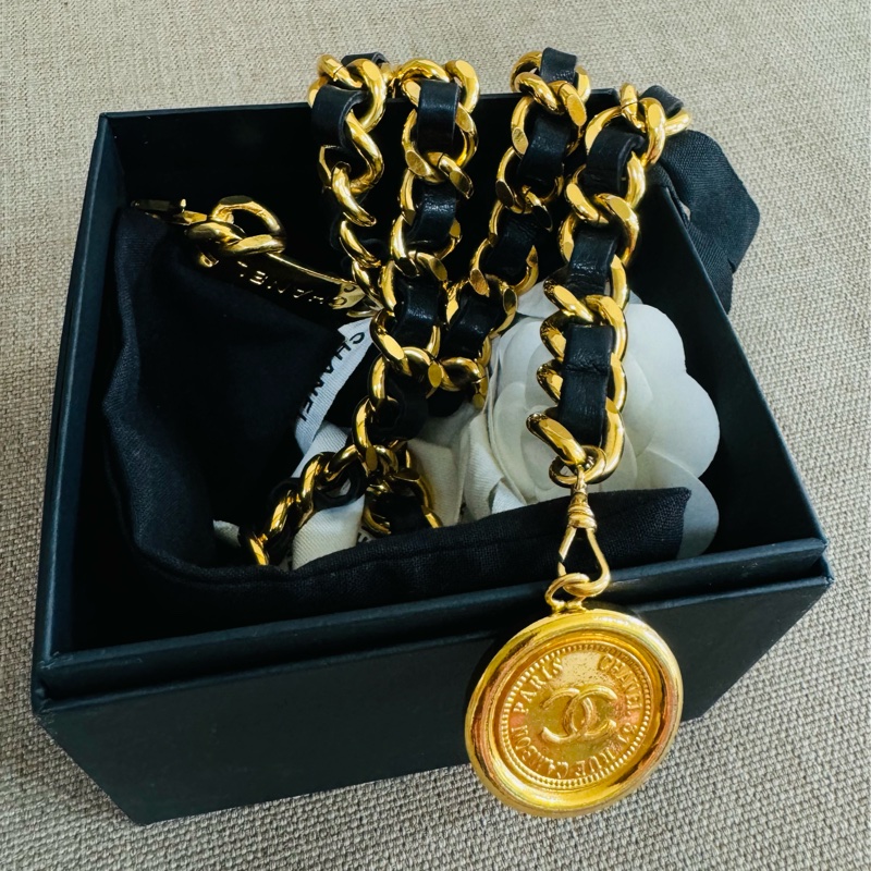 售二手 真品 CHANEL 皮穿金鏈腰帶 項鍊 萬用-12