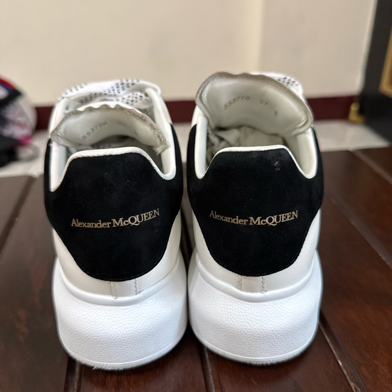 Alexander McQueen MCQ 黑尾小白鞋-1