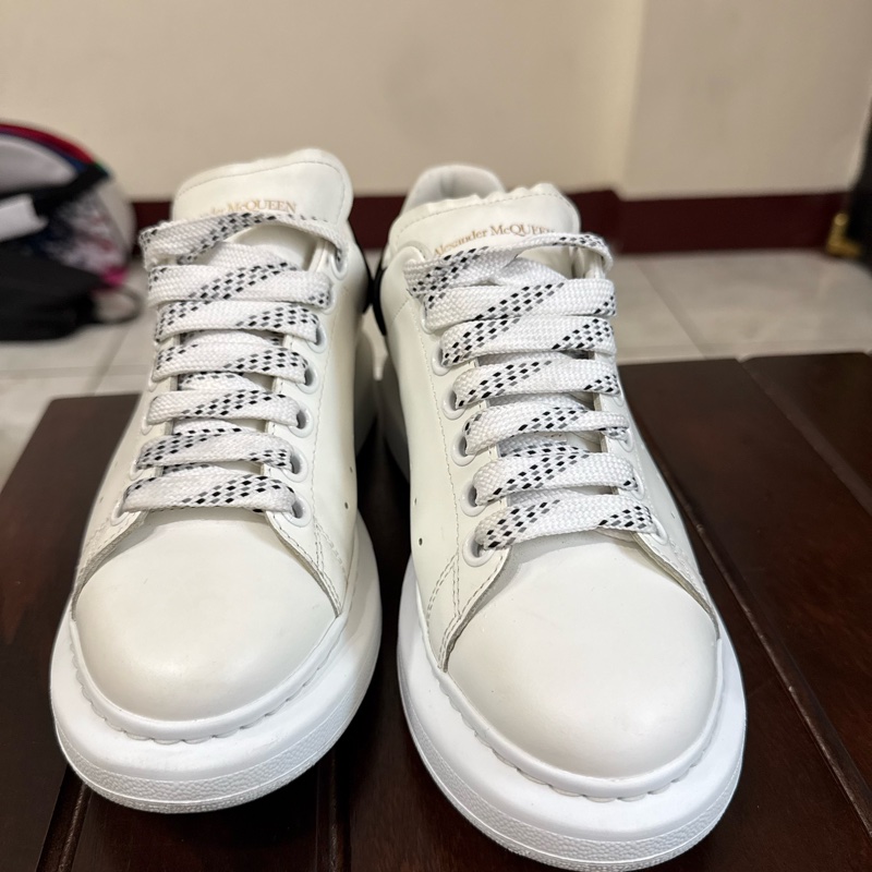 Alexander McQueen MCQ 黑尾小白鞋-3