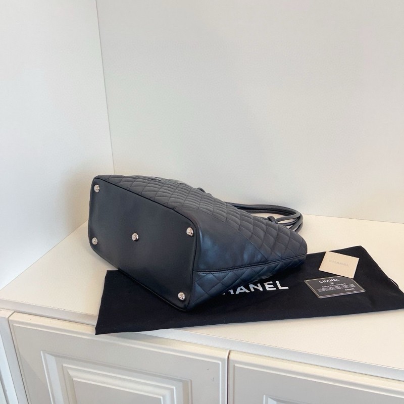 Chanel cambon tote
soblack large-7