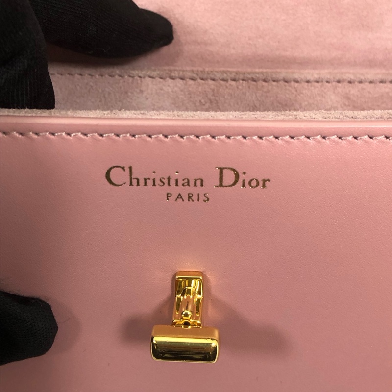 Dior 復古粉色光面牛皮革 尺寸約18 *10cm 編碼23年-5