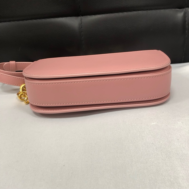 Dior 復古粉色光面牛皮革 尺寸約18 *10cm 編碼23年-7