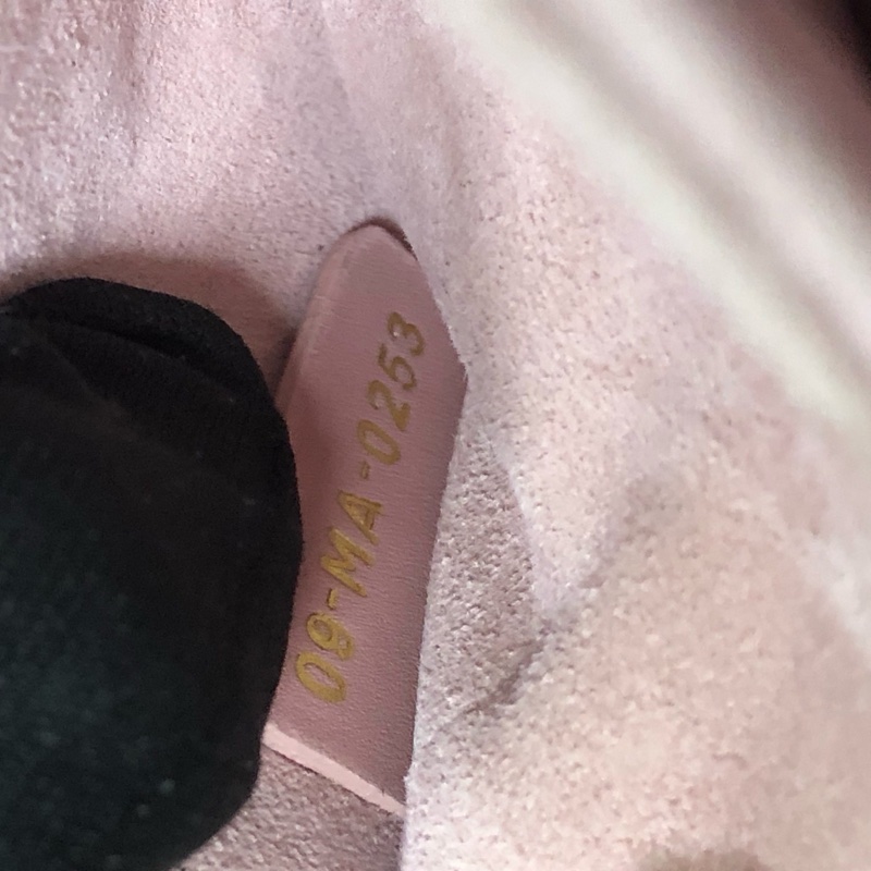 Dior 復古粉色光面牛皮革 尺寸約18 *10cm 編碼23年-8