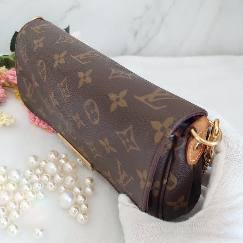 LV 經典老花M40717 🌈實品拍照🌈Favorite PM (小) 經典花紋鍊條肩背包 斜背包~二手-18