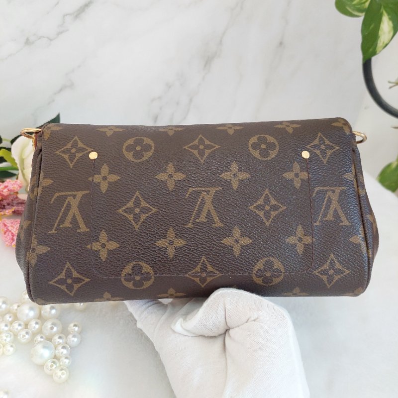 LV 經典老花M40717 🌈實品拍照🌈Favorite PM (小) 經典花紋鍊條肩背包 斜背包~二手-21