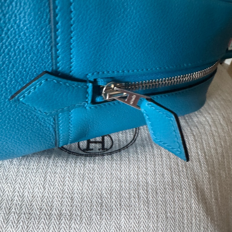 Hermes Plume 28-18