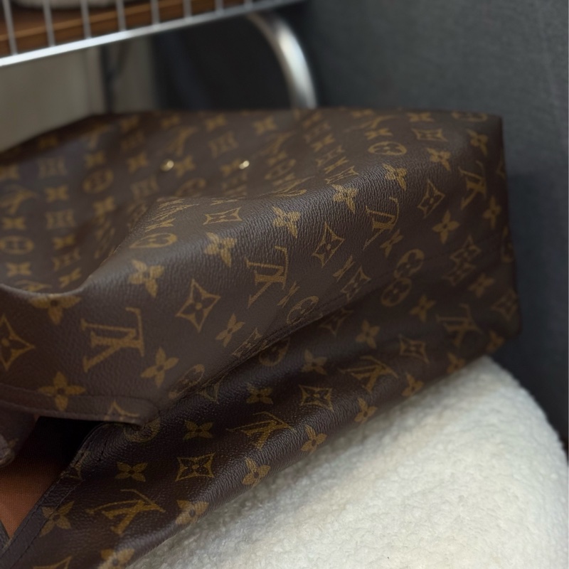LV Atlantis GM菜籃子 單肩包 手提包-3