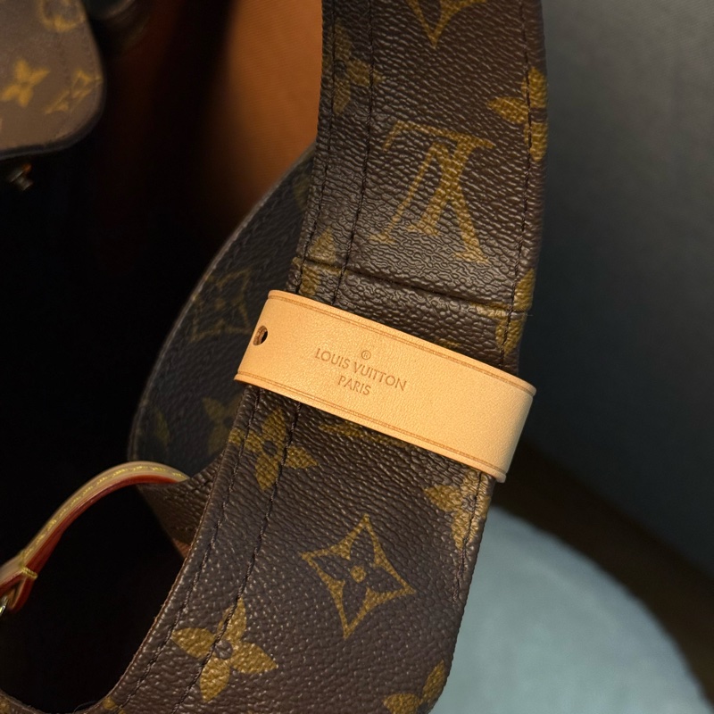 LV Atlantis GM菜籃子 單肩包 手提包-12