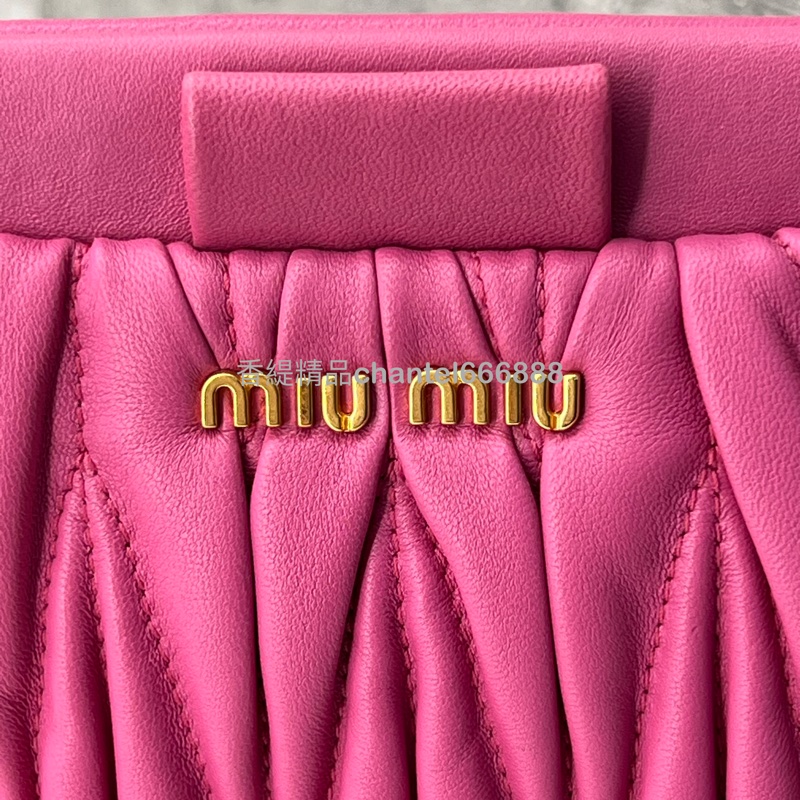 💗香緹國際精品💗 Miu Miu 小羊皮肩背包-1