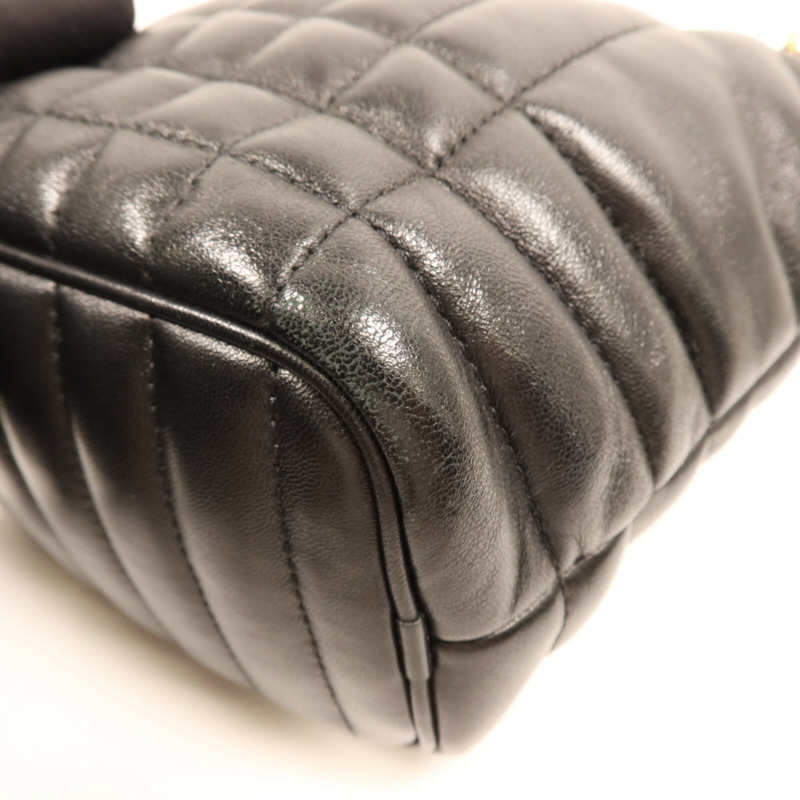 BURBERRY 牛皮皮革Lola Mini Bucket金扣鏈帶肩背袋-8