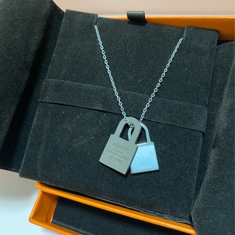 Hermes Kelly leather necklace