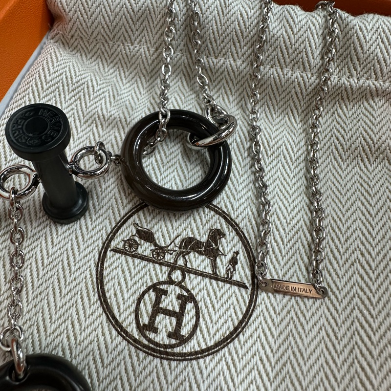 全新Hermès Mobile Equestre necklace 牛角頸錬-12