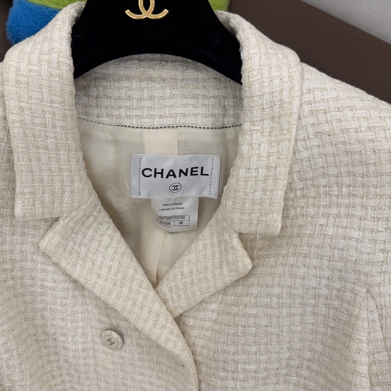 ❤️CHANEL 白色精緻經典短袖外套-5