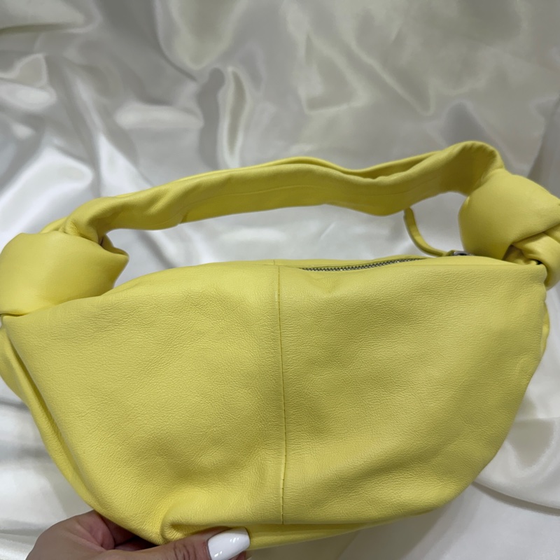 Bottega Veneta double knot 小雞黃 mini-2