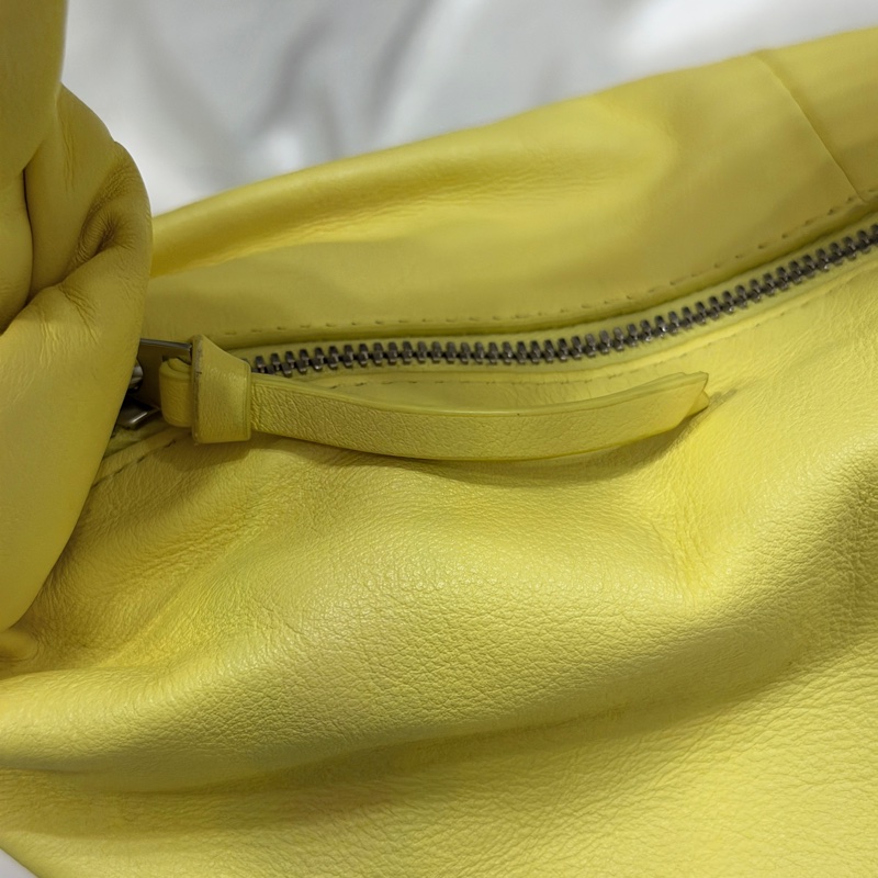 Bottega Veneta double knot 小雞黃 mini-15