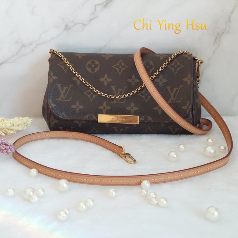 LV 經典老花M40717 🎀現品實拍 🎀 Favorite PM (小) 經典花紋鍊條肩背包 斜背包~二手-11