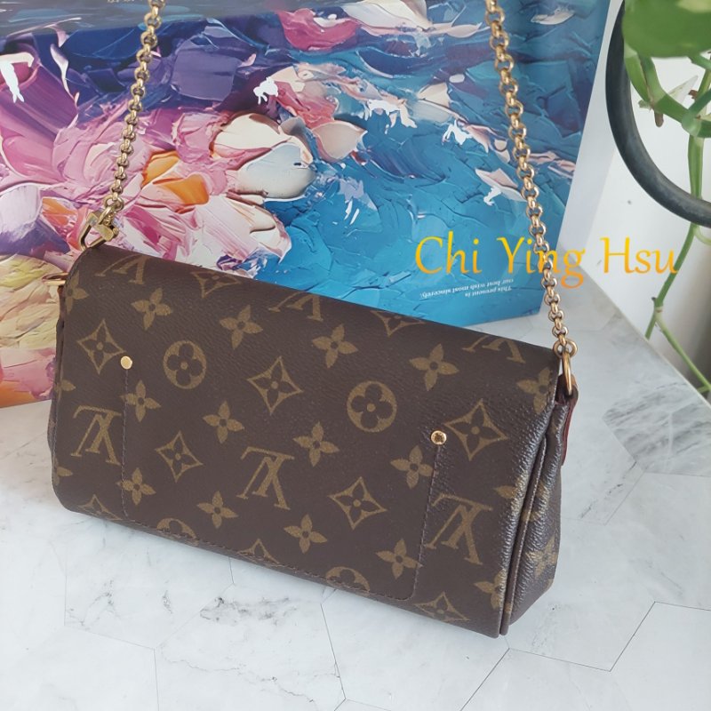 LV 經典老花M40717 🎀現品實拍 🎀 Favorite PM (小) 經典花紋鍊條肩背包 斜背包~二手-20