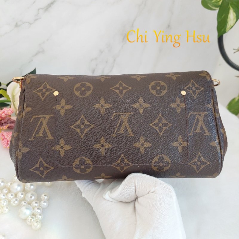 LV 經典老花M40717 🎀現品實拍 🎀 Favorite PM (小) 經典花紋鍊條肩背包 斜背包~二手-22