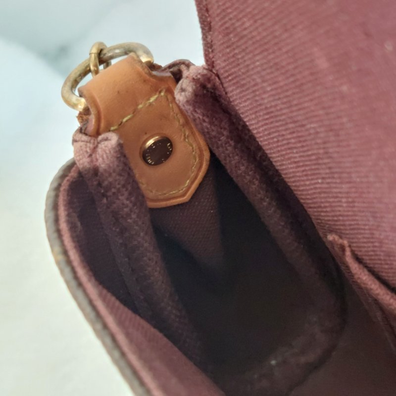 LV 經典老花M40717 🎀現品實拍 🎀 Favorite PM (小) 經典花紋鍊條肩背包 斜背包~二手-39