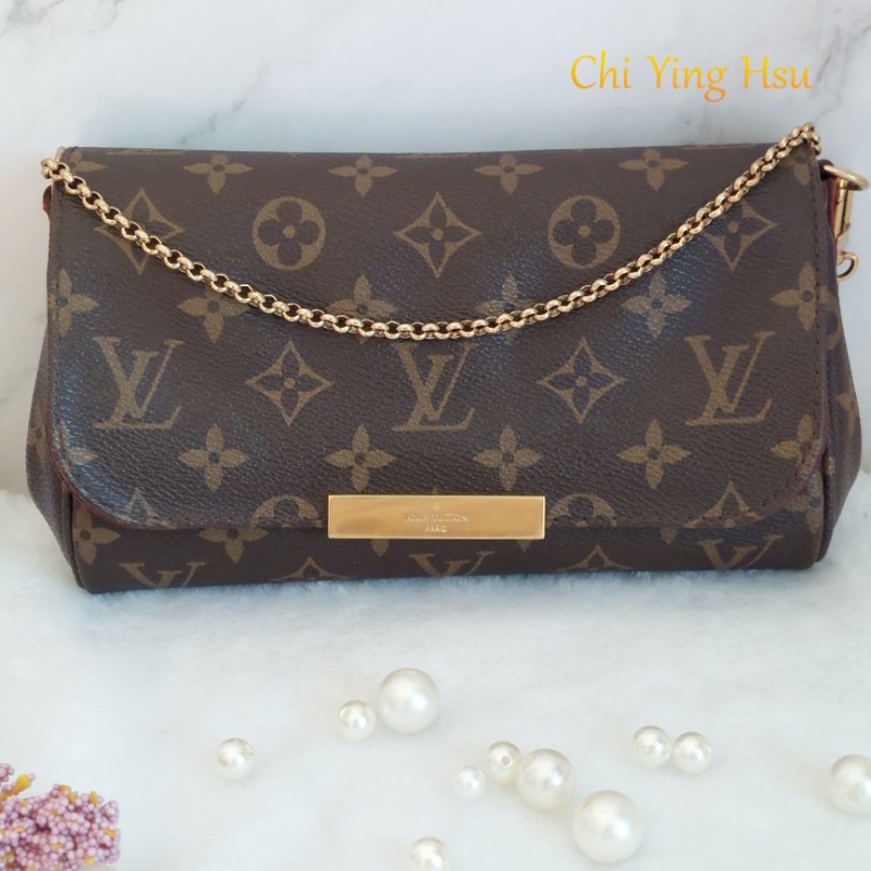 LV 經典老花M40717 🎀現品實拍 🎀 Favorite PM (小) 經典花紋鍊條肩背包 斜背包~二手-44