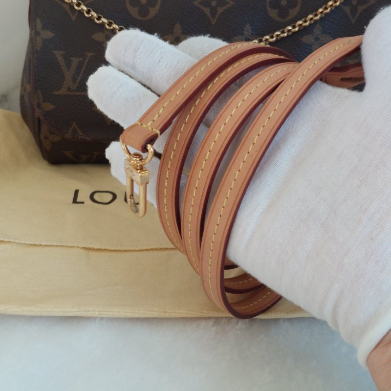 LV 經典老花M40717 🎀現品實拍 🎀 Favorite PM (小) 經典花紋鍊條肩背包 斜背包~二手-45