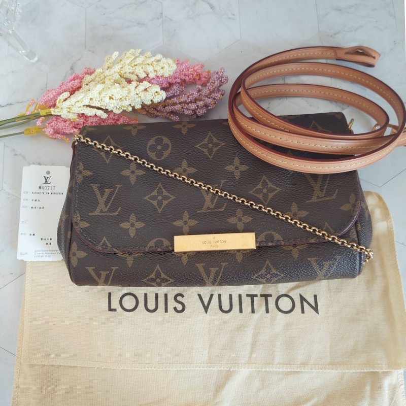 LV 經典老花M40717 🎀現品實拍 🎀 Favorite PM (小) 經典花紋鍊條肩背包 斜背包~二手-61
