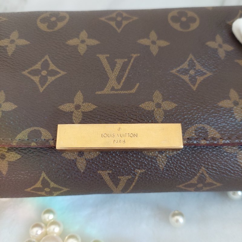LV 經典老花M40717 🎀現品實拍 🎀 Favorite PM (小) 經典花紋鍊條肩背包 斜背包~二手-66