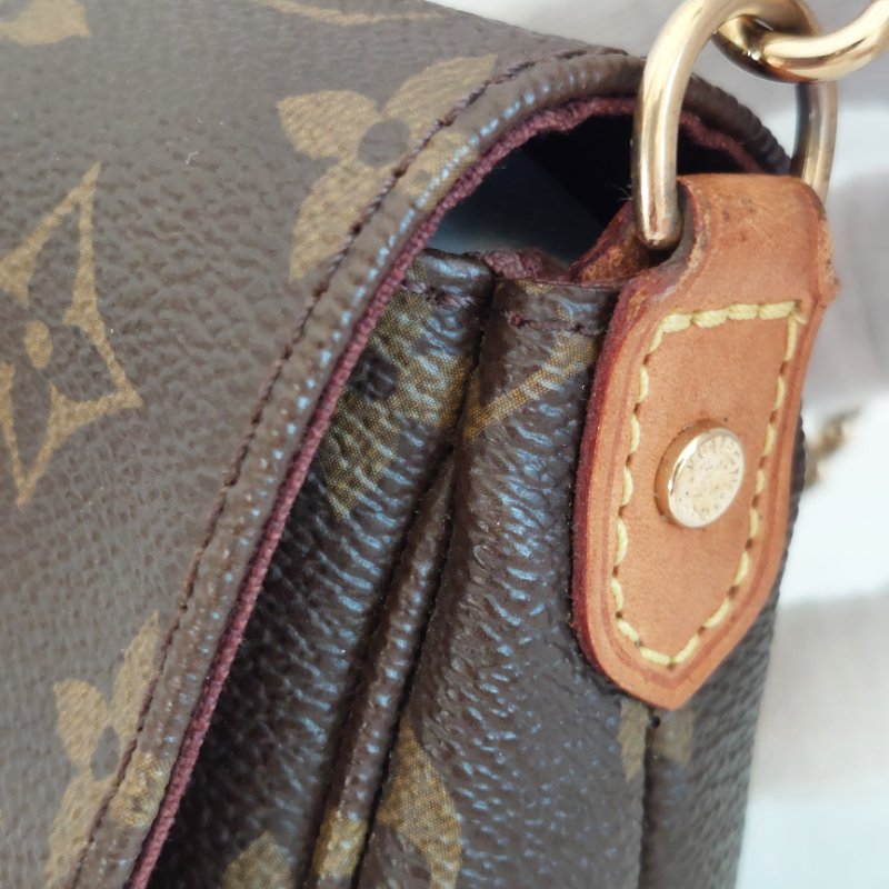 LV 經典老花M40717 🎀現品實拍 🎀 Favorite PM (小) 經典花紋鍊條肩背包 斜背包~二手-81