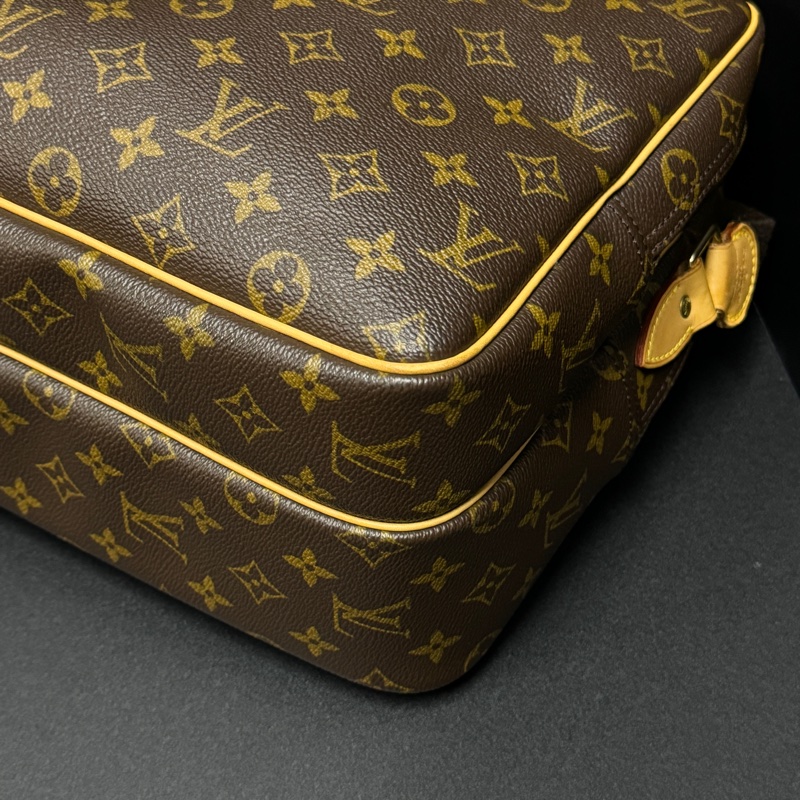 (超新~ 極度稀有⏰) LV 經典老花 大記者包 GM 專櫃12萬!-15