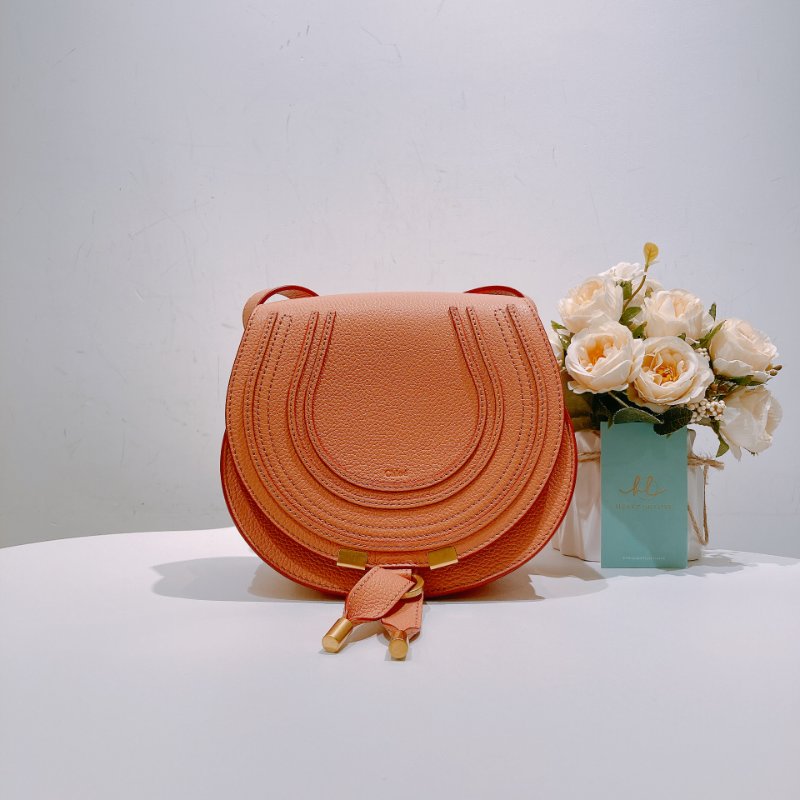 TW4485 Chloé 寇兒 珊瑚粉 小號 馬鞍包Small Marcie bag Leather Coral-0