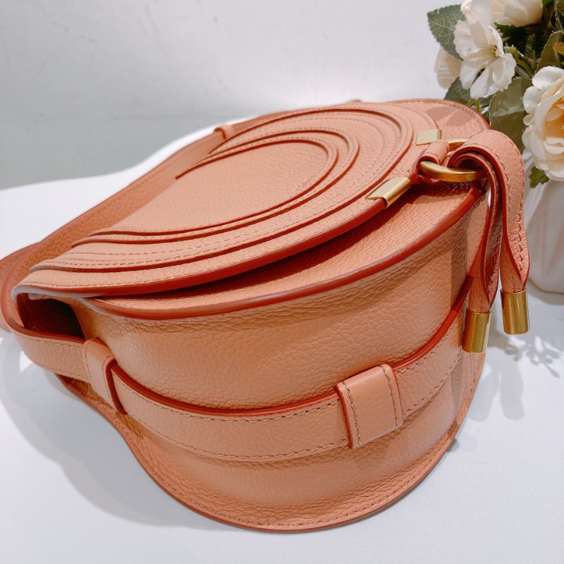 TW4485 Chloé 寇兒 珊瑚粉 小號 馬鞍包Small Marcie bag Leather Coral-8