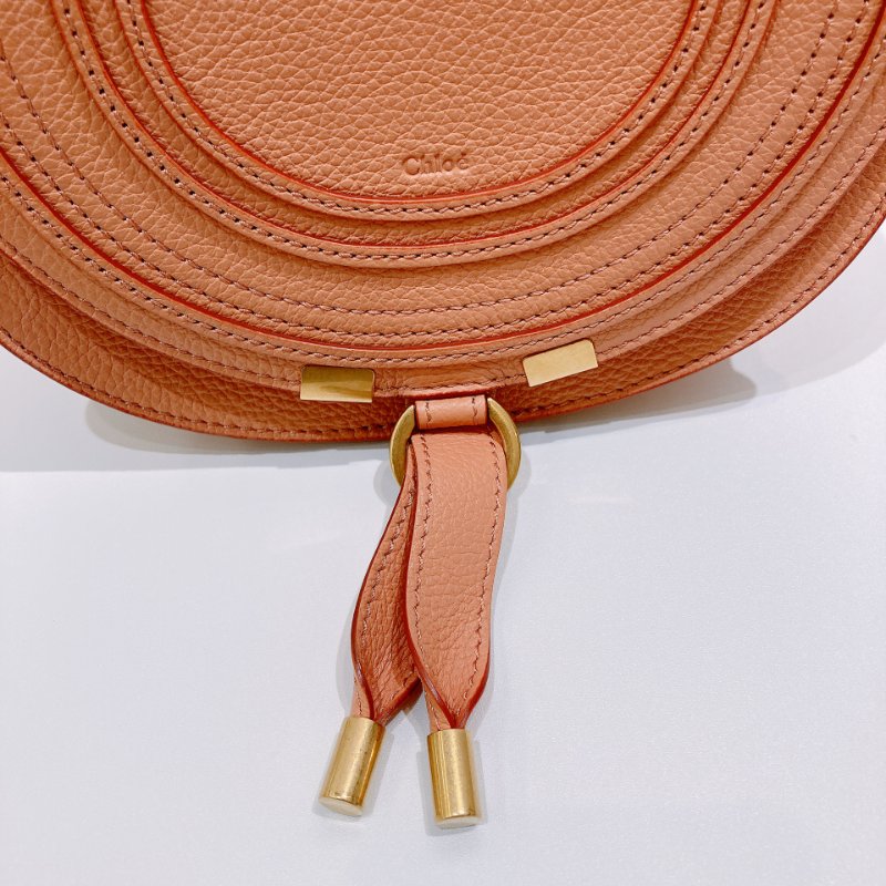 TW4485 Chloé 寇兒 珊瑚粉 小號 馬鞍包Small Marcie bag Leather Coral-9