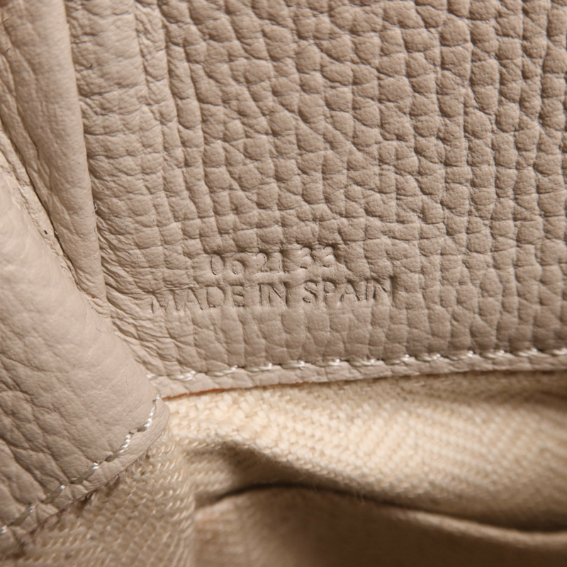LOEWE 牛皮皮革Mini Hammock金扣手挽肩背兩用袋-6