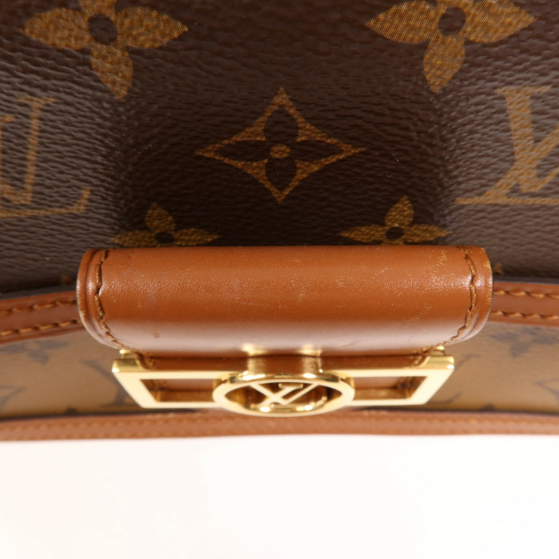 LOUIS VUITTON Monogram Reverse Mini Dauphine金扣肩背袋-18